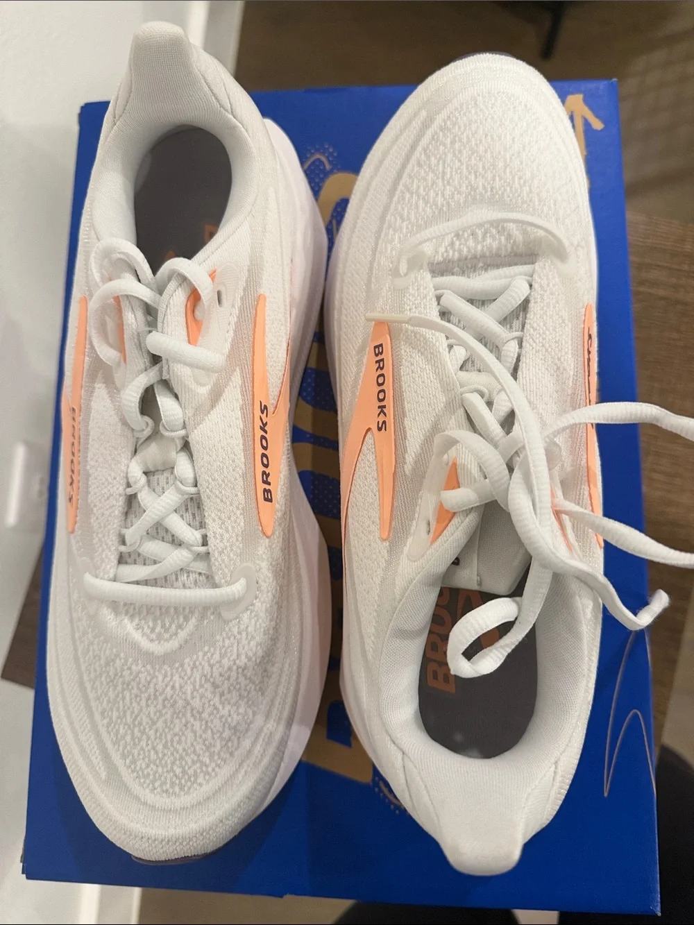 Brooks Revel 9 Women’s White Sneakers with Peach Accent